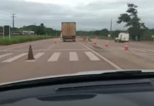Com obra na pista, BR-364 é interditada parcialmente entre Candeias e Porto Velho