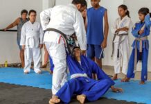 Aulas de jiu-jitsu ajudam crianças e adolescentes a superarem desafios em Porto Velho