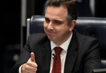 Pacheco é convidado por Lula para entregar Prêmio Camões a Chico Buarque e fica ‘balançado’