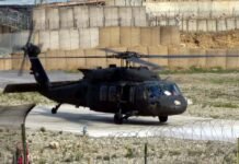 Colisão de helicópteros nos Estados Unidos deixa nove mortos, diz governo