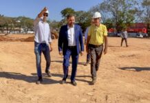 Prefeito Hildon Chaves visita construção da nova rodoviária após início das obras
