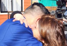 Mãe reencontra filho raptado no Chile após 42 anos