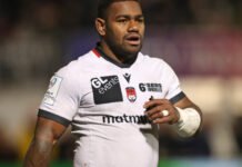 Astro do rúgbi não vai a funeral do filho para continuar na Copa do Mundo