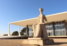 STF forma maioria para cobrança de imposto retroativo de empresas