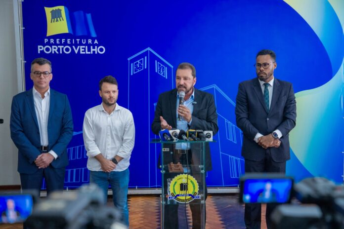 Coletiva_de_Imprensa-Ana_Flavia_Venancio-23_12_04-8