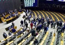 Congresso deve derrubar veto de Lula e discute tornar desoneração permanente na reforma tributária