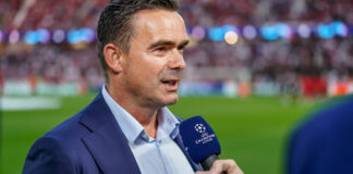 Ex-jogador da seleção holandesa é suspenso em nível mundial por mensagens de teor sexual