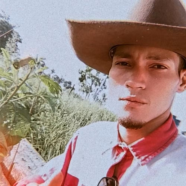Mãe encontra sangue no quintal de casa e descobre que filho matou amigo em RO