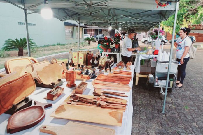 Feira de artesanato em Porto Velho tem agenda em pontos turísticos e órgãos públicos neste mês de março