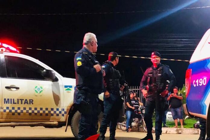 Jovem tem cabeça decapitada e jogada para dentro de condomínio em Porto Velho