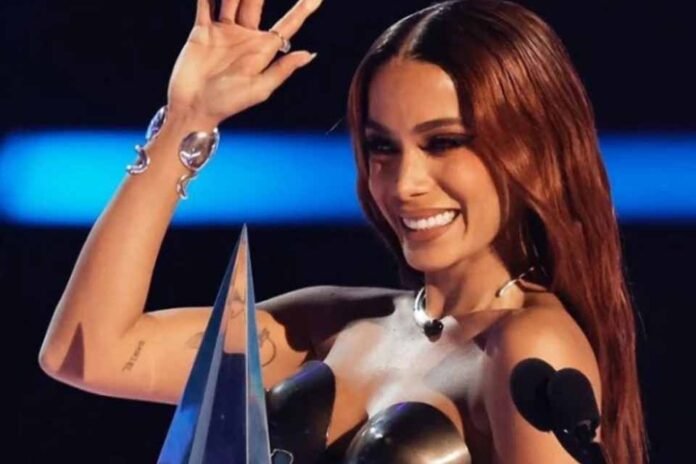 Anitta ironiza Moção de Repúdio ao show de Madonna no Rio: “preocupadíssima”