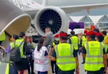 Uma pessoa morre e dezenas ficam feridas após turbulência severa em voo que ia de Londres a Singapura