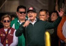 Gustavo Petro, presidente da Colômbia, rompe relações diplomáticas com Israel
