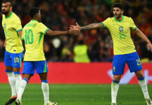 Seleção brasileira desembarca em Orlando para último amistoso antes da Copa América