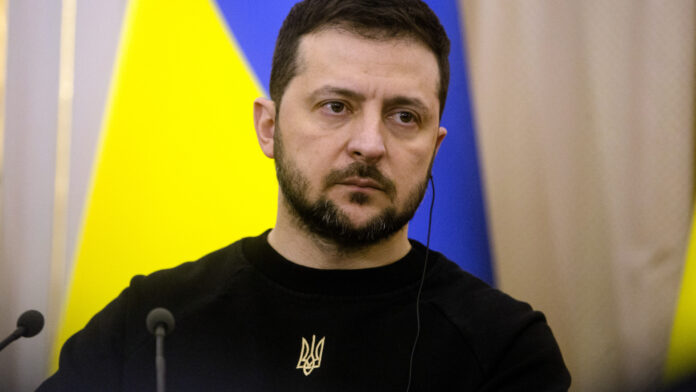 Zelenski fala pela 1ª vez sobre seu objetivo em incursão militar na Rússia