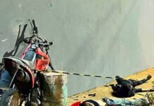 Acidente de moto deixa mulher morta e piloto com traumatismo craniano