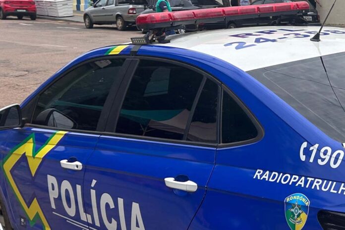 Adolescente é agredido com coronhadas na cabeça durante assalto