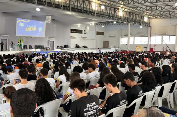 Governo de Rondônia impulsiona desempenho educacional com projeto Trilhando Rumo ao Enem