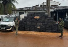 BPFron prende motoristas com 30 mil maços de cigarros contrabandeados
