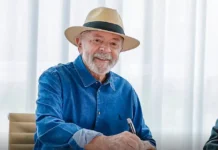 Presidente Lula assina PL da Isenção de IR para quem recebe até R$ 5 mil