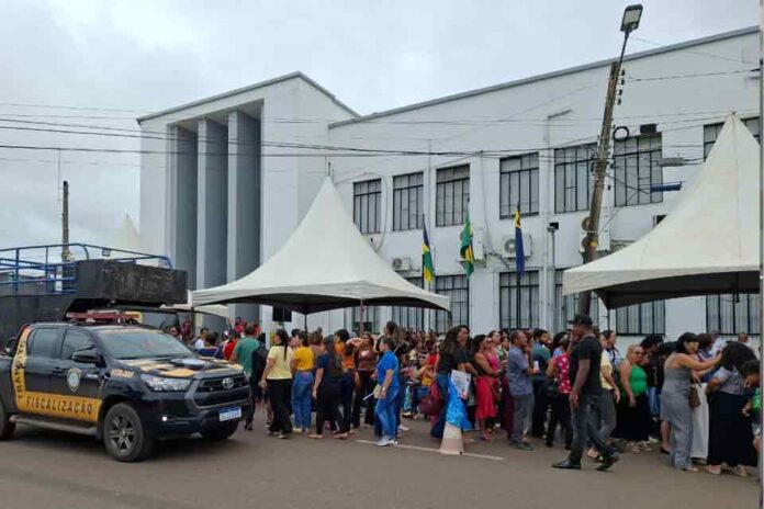 Professores da Rede Municipal cobram promessa da gestão passada e pedem esclarecimento sobre pagamento do Piso Salarial