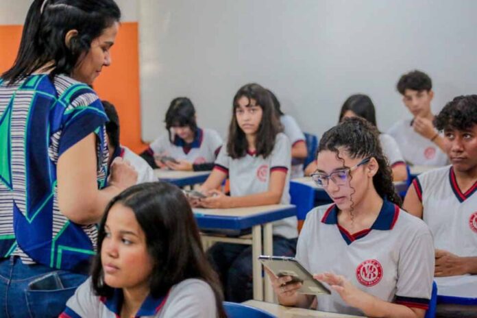 Governo de Rondônia lança Aulão preparatório ao Enem 2025 e mobiliza milhares de estudantes em Porto Velho