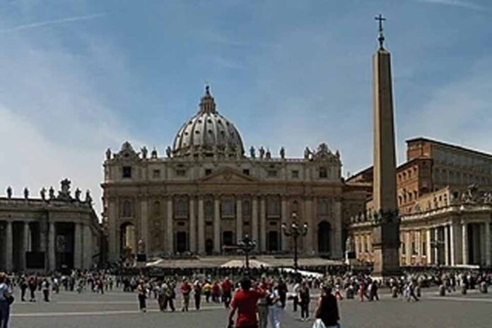 Vaticano divulga foto do túmulo do Papa Francisco em basílica de Roma