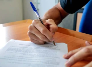 Prefeitura de Porto Velho abre processo seletivo com mais de 600 vagas e salários de até R$ 9,3 mil