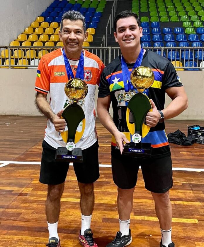 Clube Major conquista títulos nas categorias Sub-15 e Sub-17 da Taça Porto Velho de Futsal 2025 Comissão Técnica Prof. Zenildo Santos Prof. Klabel Júnior