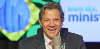 Haddad nega planos para reajustar valor do Bolsa Família