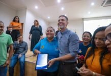 Prefeitura entrega 349 tablets para modernizar o trabalho dos agentes comunitários de saúde de Porto Velho