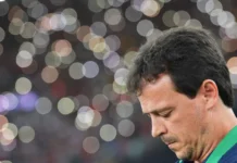 Diniz segue seu inferno astral e vê Vasco acertar menos de passe 1 por min