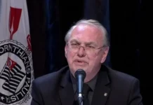Presidente interino do Corinthians sobe o tom e nega rescisão com Memphis