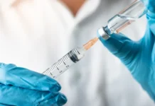 Vacina do HPV avança no público-alvo, mas precisa resgatar mais velhos