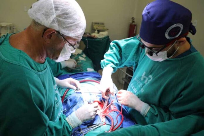 Governo destaca avanços e reforça cuidados com a saúde do coração; cirurgias cardíacas são realizadas no Hospital de Base Dr. Ary Pinheiro