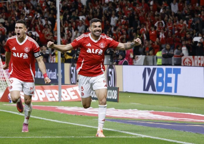 Internacional vence Sport por 2 a 0 e ganha fôlego na luta contra o Z-4