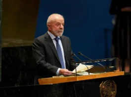 Lula chama isenção de IR de ‘quase um 14º salário’ e sugere TV nova para a Copa