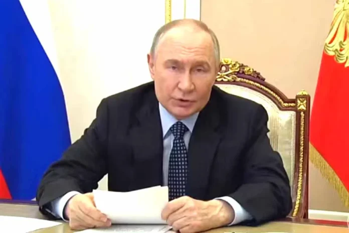 Putin ganha apoio na Índia, e aliados de Kiev vivem crise