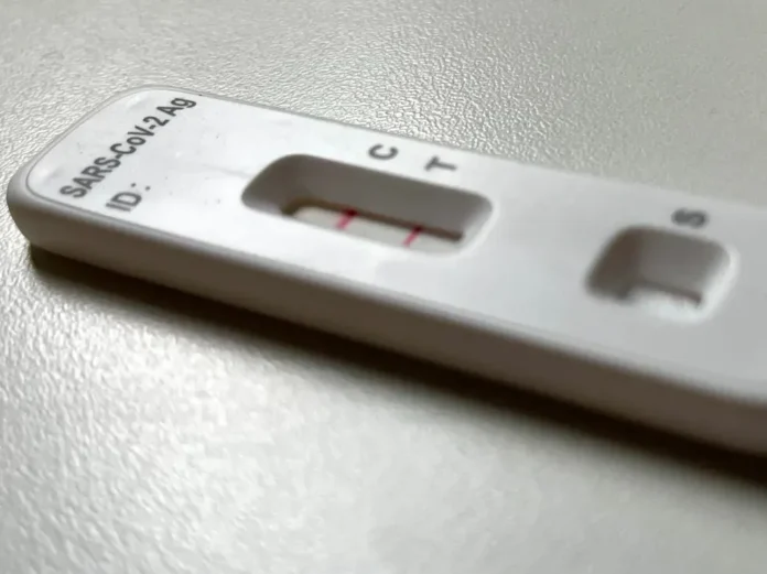 MP-RO denuncia servidores por fraude de R$ 10 milhões na compra de testes de Covid-19