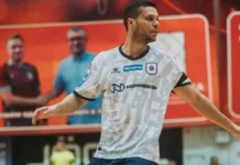 Ex-Corinthians, Alex Felipe morre aos 32 anos após passar mal na Rússia