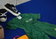 Kits inclusivos são entregues a estudantes da rede municipal em Porto Velho
