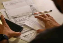 Salário mínimo de R$ 1.621 começa a ser pago nesta segunda