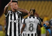 Atacante se redime, e Botafogo busca empate no Equador na pré-Libertadores