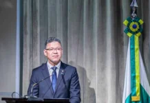 Rocha volta a negar que será candidato e relata ataques: “Chegaram ao ponto de tentar colocar a minha esposa contra mim”