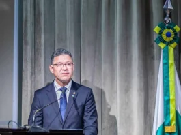 Rocha volta a negar que será candidato e relata ataques: “Chegaram ao ponto de tentar colocar a minha esposa contra mim”