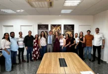 Deputado Luizinho Goebel recebe educadores de Primavera de Rondônia em Porto Velho
