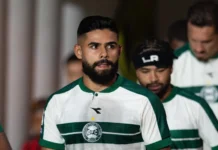 Coritiba e Bahia fazem duelo direto por vaga no G-6 do Brasileirão