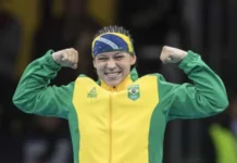 Bia Ferreira leva ouro na Copa do Mundo em retorno ao boxe olímpico