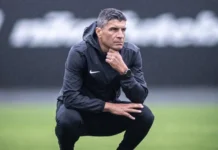 Pedro Emanuel promete tirar o Vasco da zona de rebaixamento