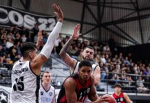 Flamengo vence Botafogo e garante vaga na final do Carioca de basquete